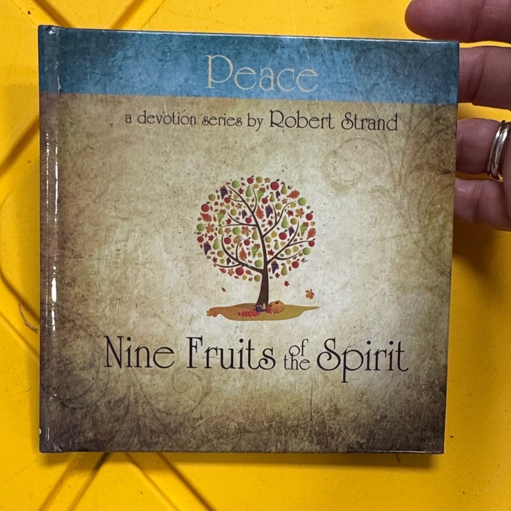 Nine Fruits of the Spirit Devotional Book - Peace Edition